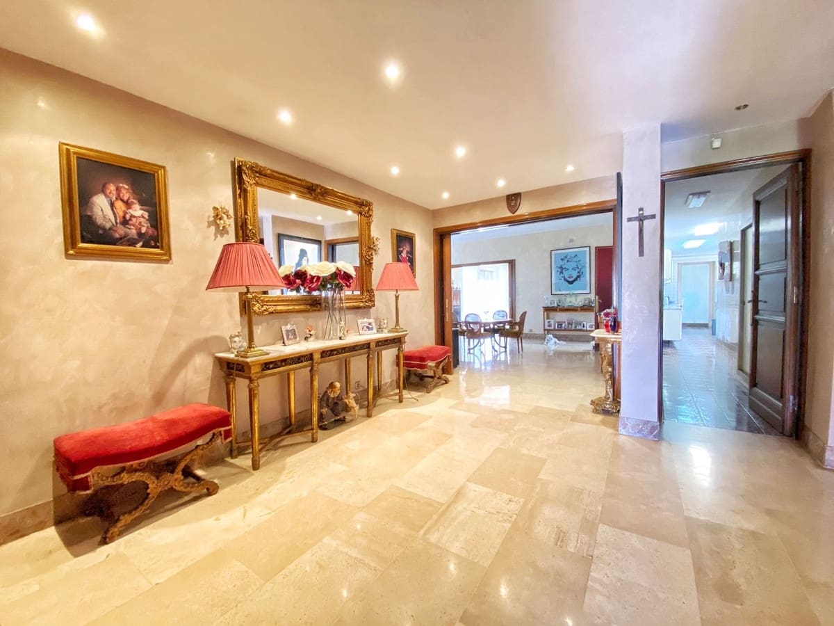 4 Zimmer Villa zu verkaufen in Marbella - 1.600.000 € (Ref: 9077267)