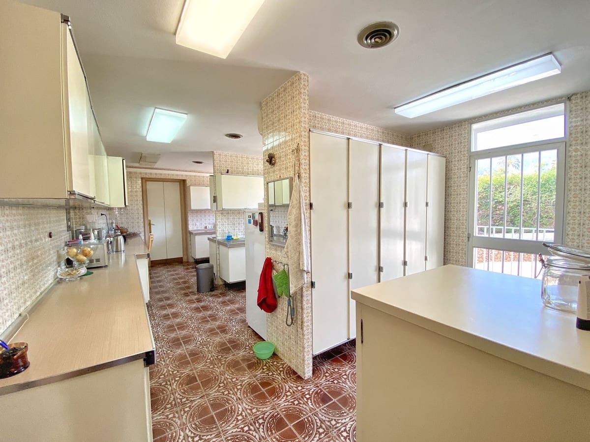 4 Zimmer Villa zu verkaufen in Marbella - 1.600.000 € (Ref: 9077267)