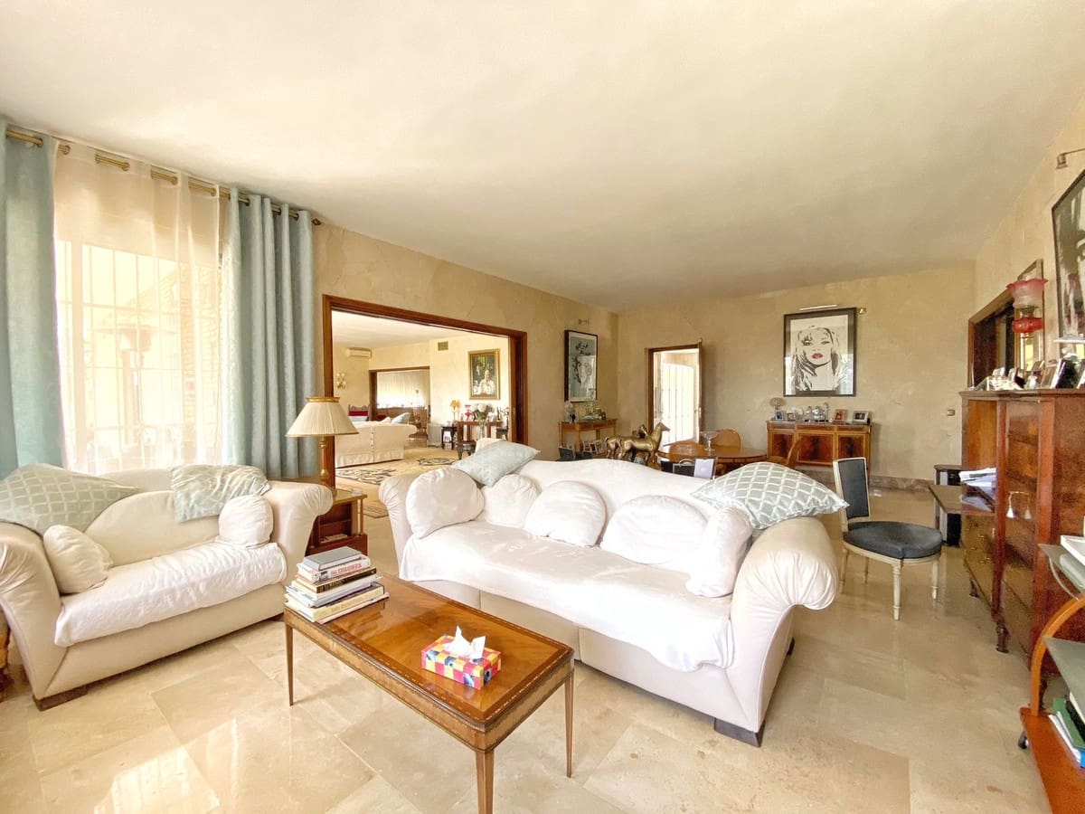 4 Zimmer Villa zu verkaufen in Marbella - 1.600.000 € (Ref: 9077267)