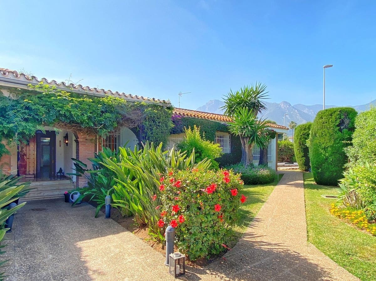 4 Zimmer Villa zu verkaufen in Marbella - 1.600.000 € (Ref: 9077267)