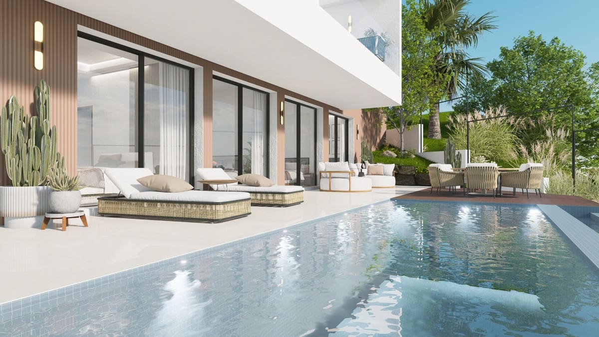 4 bedroom Villa for sale in Estepona - € 1,295,000 (Ref: 9077287)