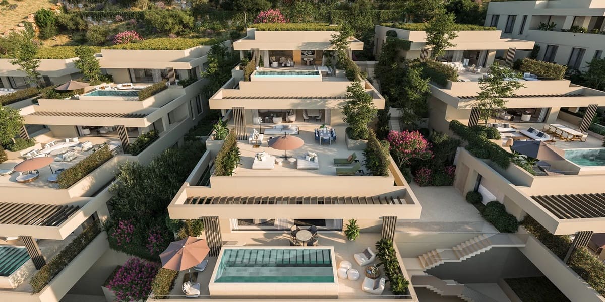 4 bedroom Apartment for sale in Benahavis with garage - € 2,400,000 (Ref: 9077299)