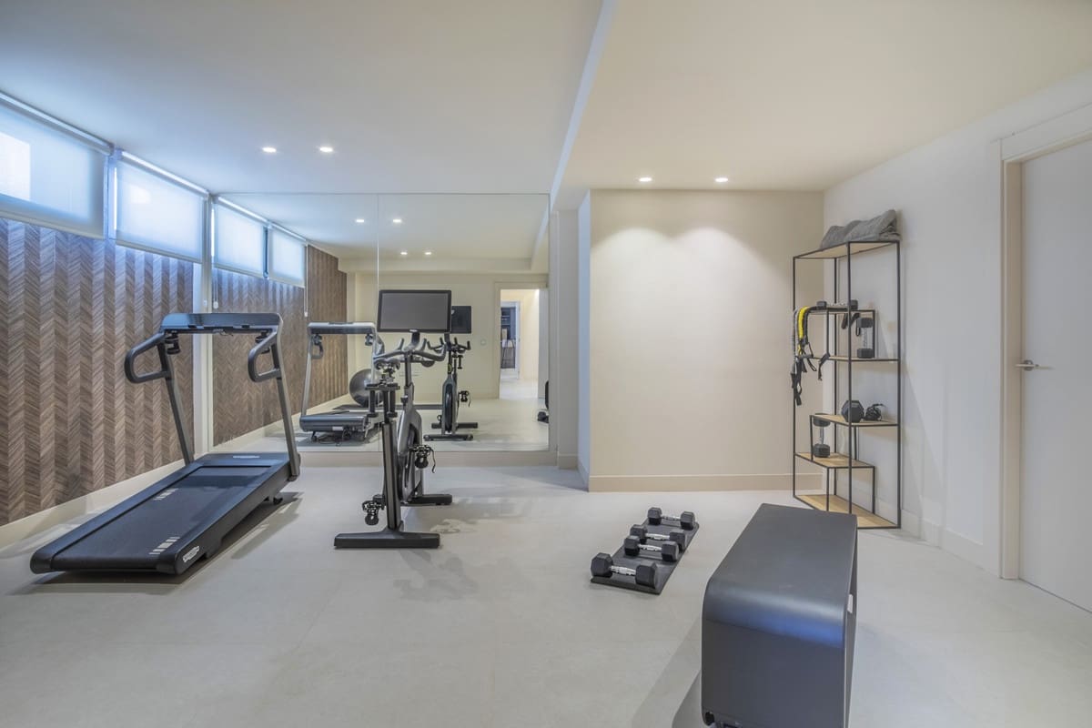 Chalet de 4 habitaciones en New Golden Mile en venta con garaje - 4.500.000 € (Ref: 9077320)