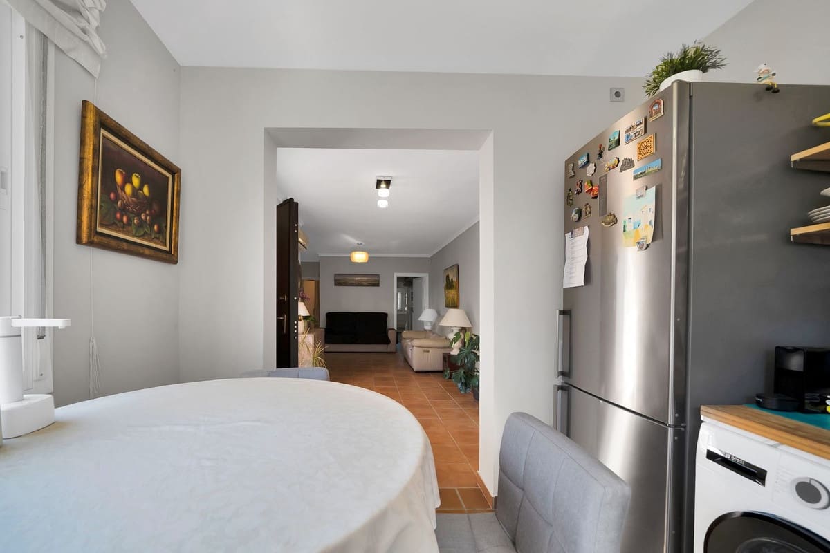 6 bedroom Villa for sale in San Pedro de Alcantara with garage - € 1,400,000 (Ref: 9077363)