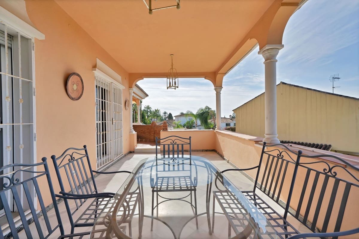 6 camera da letto Villa in vendita in San Pedro de Alcantara con garage - 1.350.000 € (Rif: 9077363)
