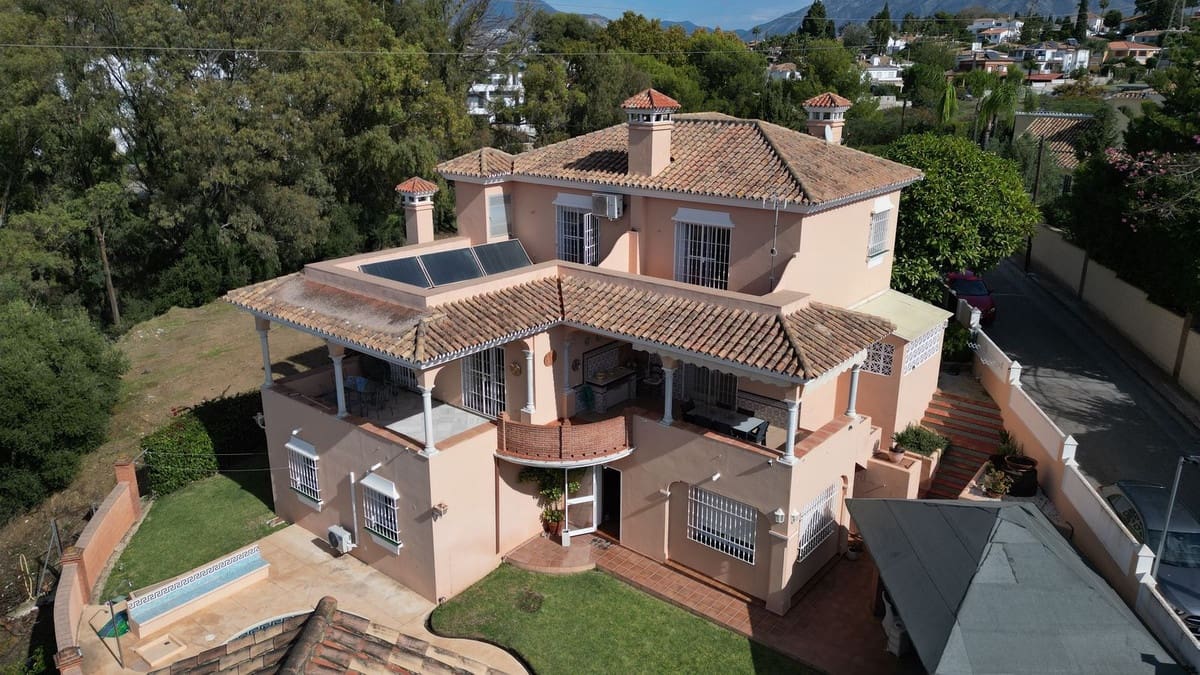 6 camera da letto Villa in vendita in San Pedro de Alcantara con garage - 1.350.000 € (Rif: 9077363)