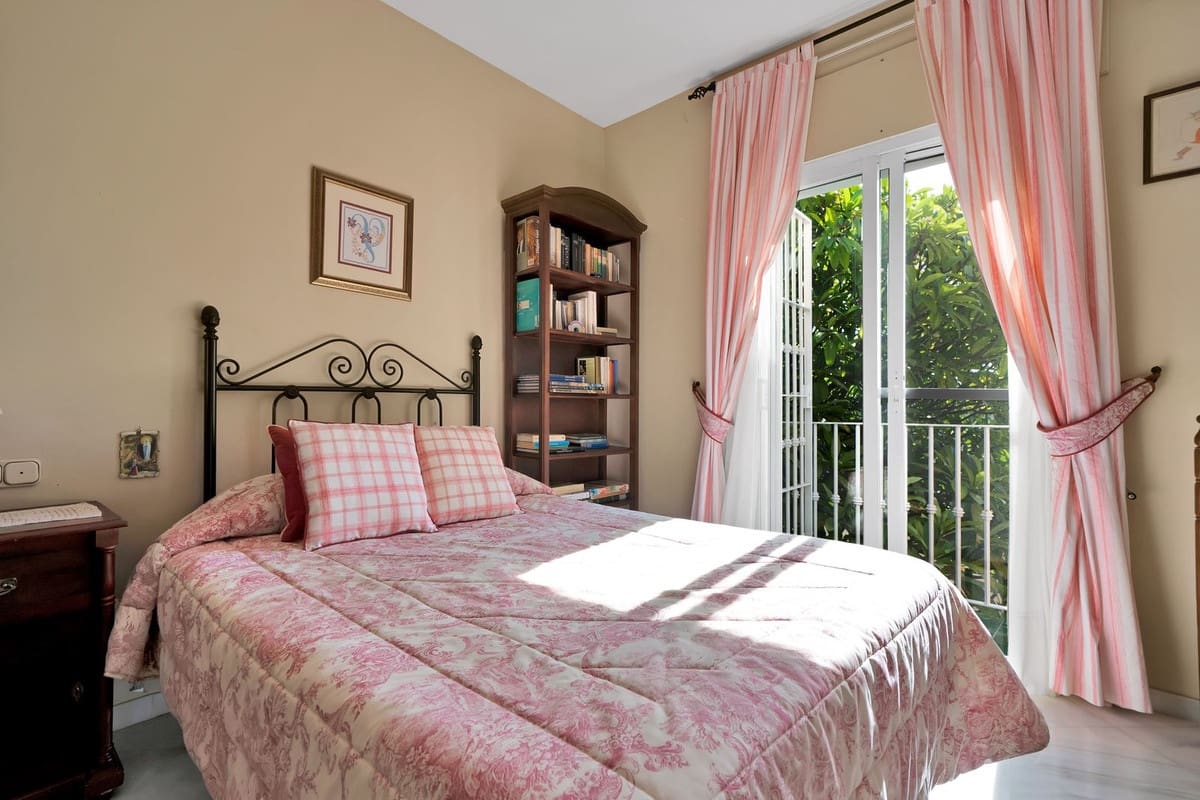 6 camera da letto Villa in vendita in San Pedro de Alcantara con garage - 1.350.000 € (Rif: 9077363)