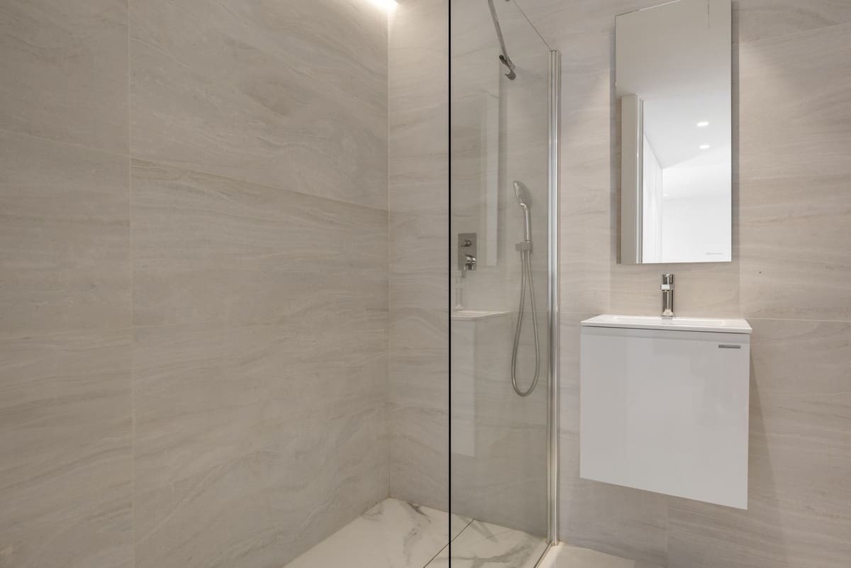 6 soverom Villa til salgs i El Paraiso med garasje - € 6 500 000 (Ref: 9077366)