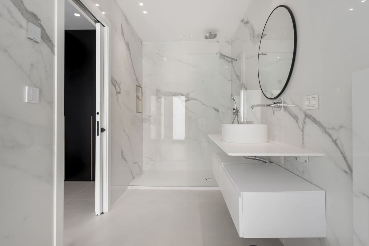 6 soverom Villa til salgs i El Paraiso med garasje - € 6 500 000 (Ref: 9077366)