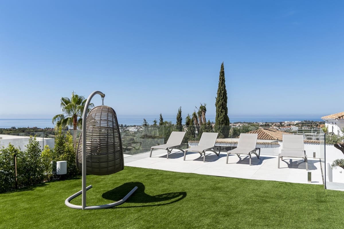 6 soverom Villa til salgs i El Paraiso med garasje - € 6 500 000 (Ref: 9077366)