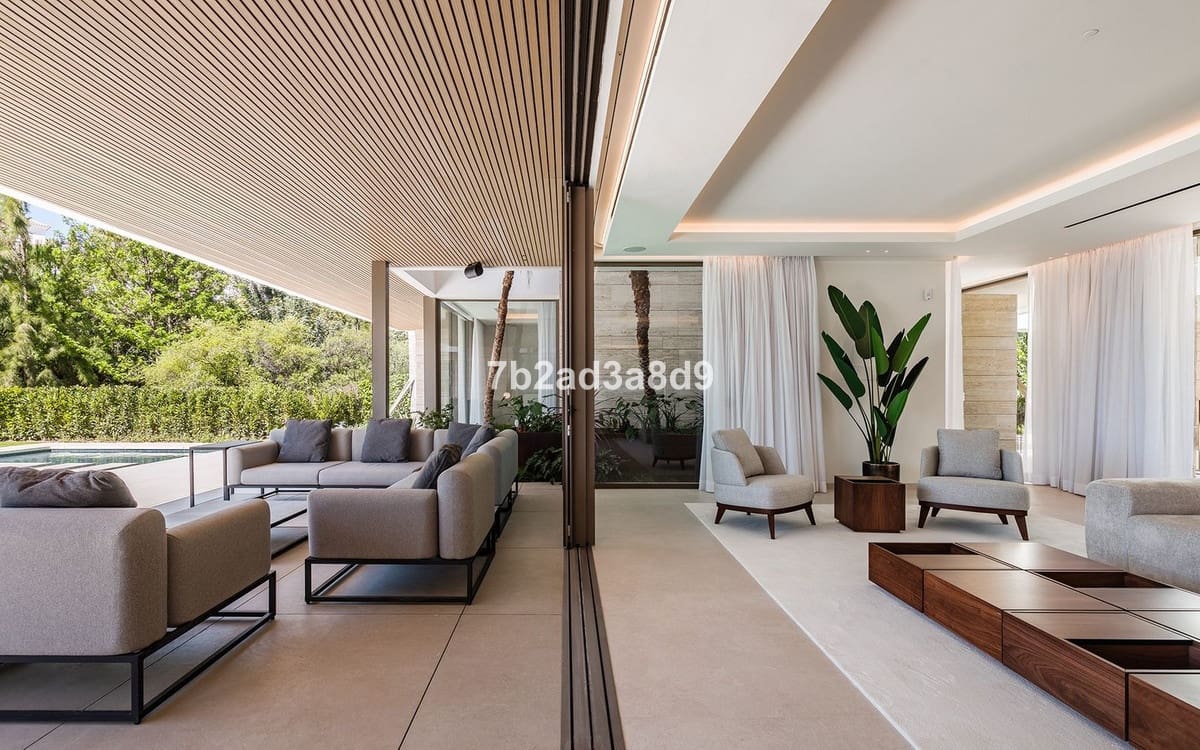 5 soverom Villa til salgs i El Paraiso med garasje - € 4 990 000 (Ref: 9077367)