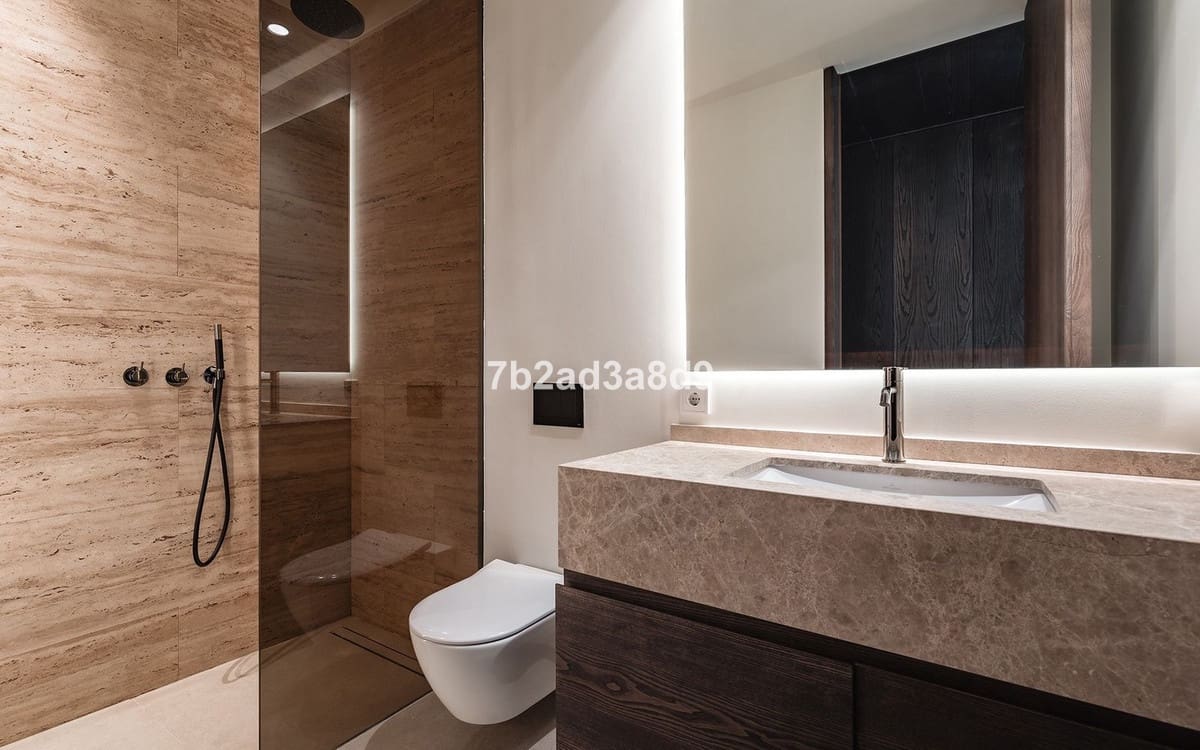 5 soverom Villa til salgs i El Paraiso med garasje - € 4 990 000 (Ref: 9077367)