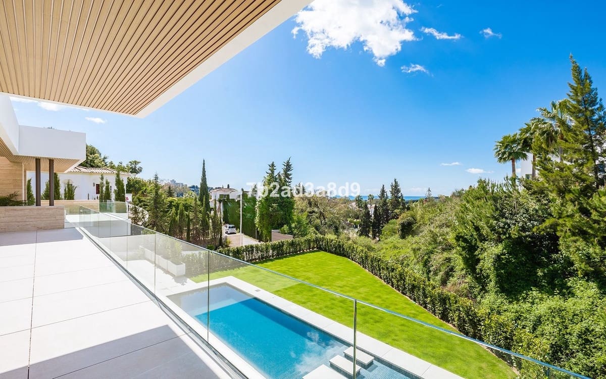 5 soverom Villa til salgs i El Paraiso med garasje - € 4 990 000 (Ref: 9077367)