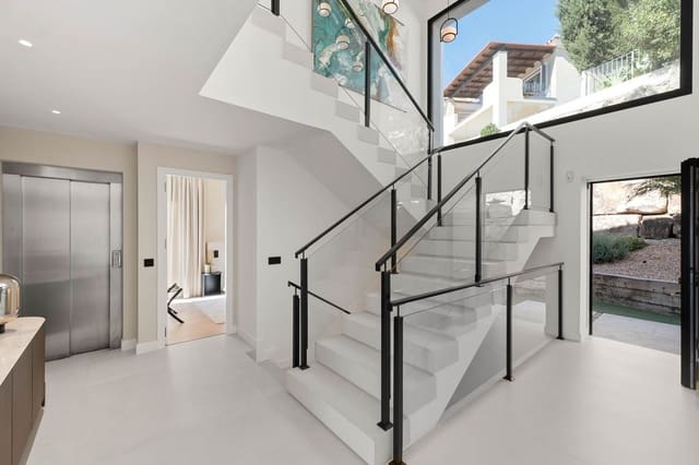 Chalet de 5 habitaciones en El Paraiso, Estepona en venta con garaje - 3.390.000 € (Ref: 9077368)