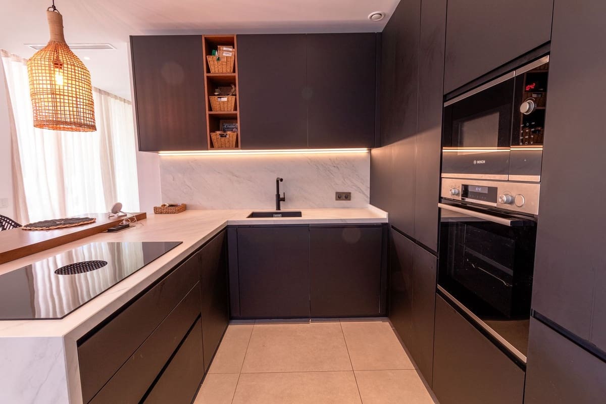 Chalet de 4 habitaciones en Atalaya-Isdabe en venta con garaje - 1.775.000 € (Ref: 9077370)