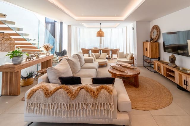Chalet de 4 habitaciones en Atalaya-Isdabe, Estepona en venta con garaje - 1.775.000 € (Ref: 9077370)