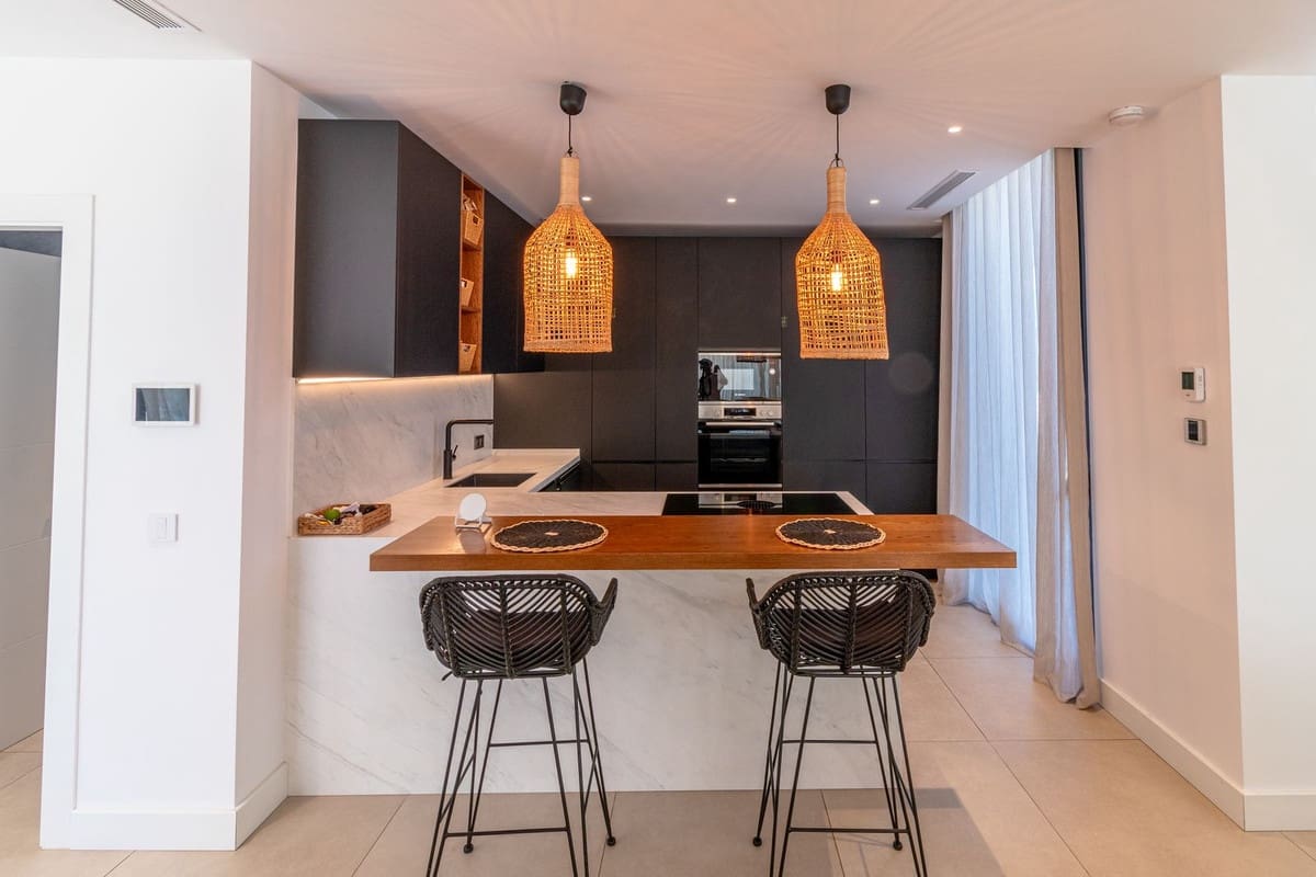 Chalet de 4 habitaciones en Atalaya-Isdabe en venta con garaje - 1.775.000 € (Ref: 9077370)