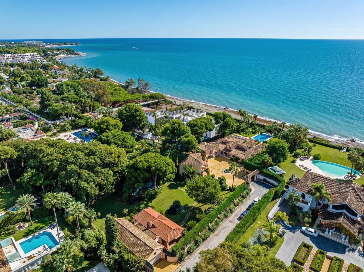 9 soveværelse Villa til salg i Benamara med garage - € 8.499.000 (Ref: 9077372)