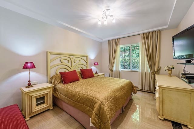9 sovrum Villa till salu i Benamara, Estepona med garage - 7 990 000 € (Ref: 9077372)