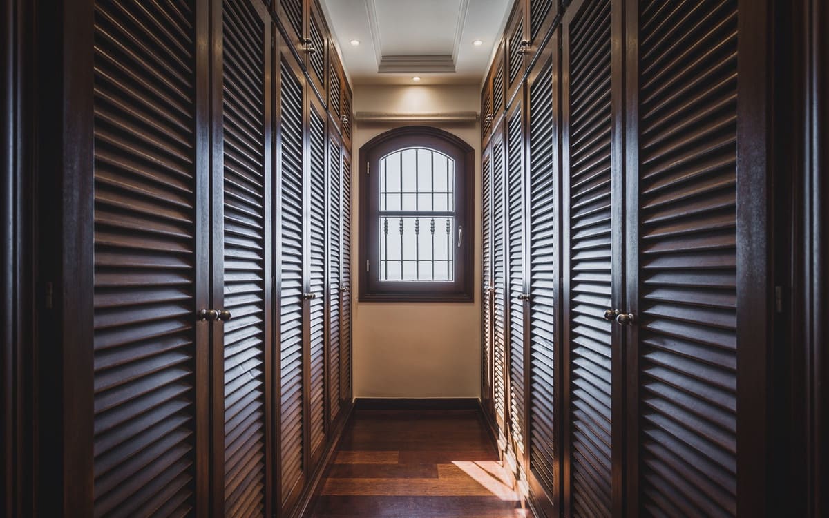 7 bedroom Villa for sale in Estepona with garage - € 2,900,000 (Ref: 9077376)