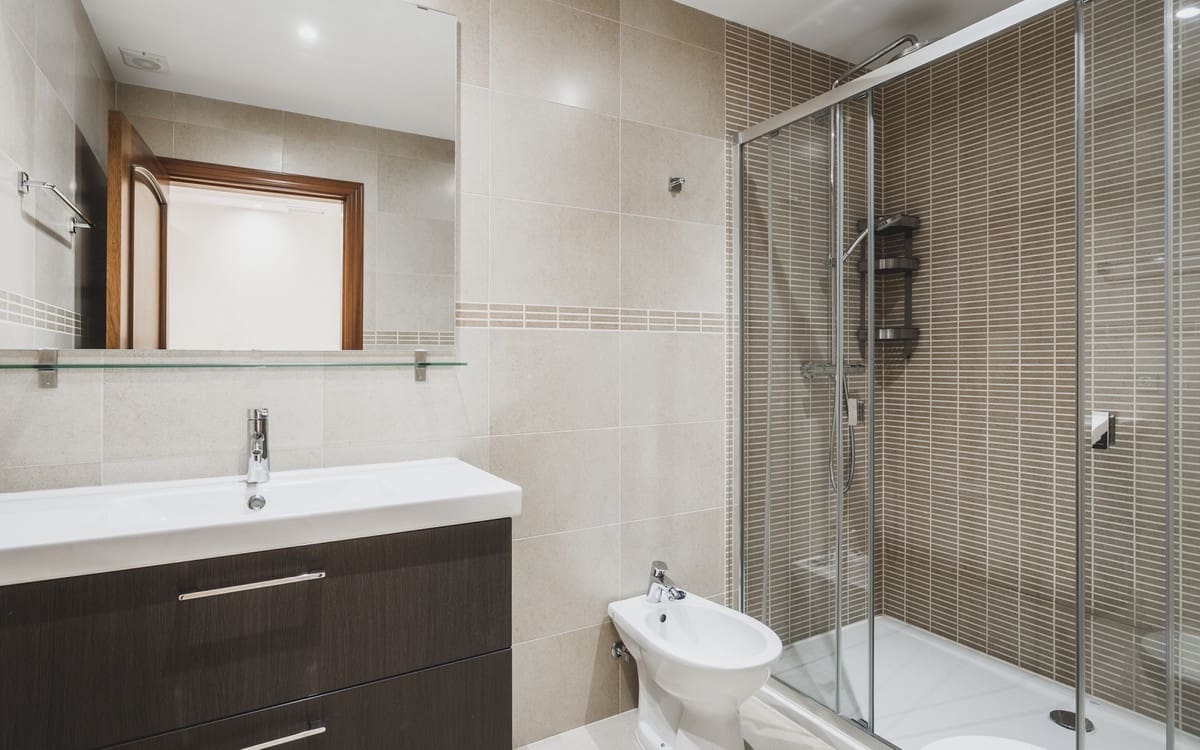 7 bedroom Villa for sale in Estepona with garage - € 2,900,000 (Ref: 9077376)