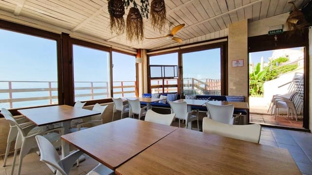 3 quarto Moradia para venda em Estepona - 2 800 000 € (Ref: 9077377)