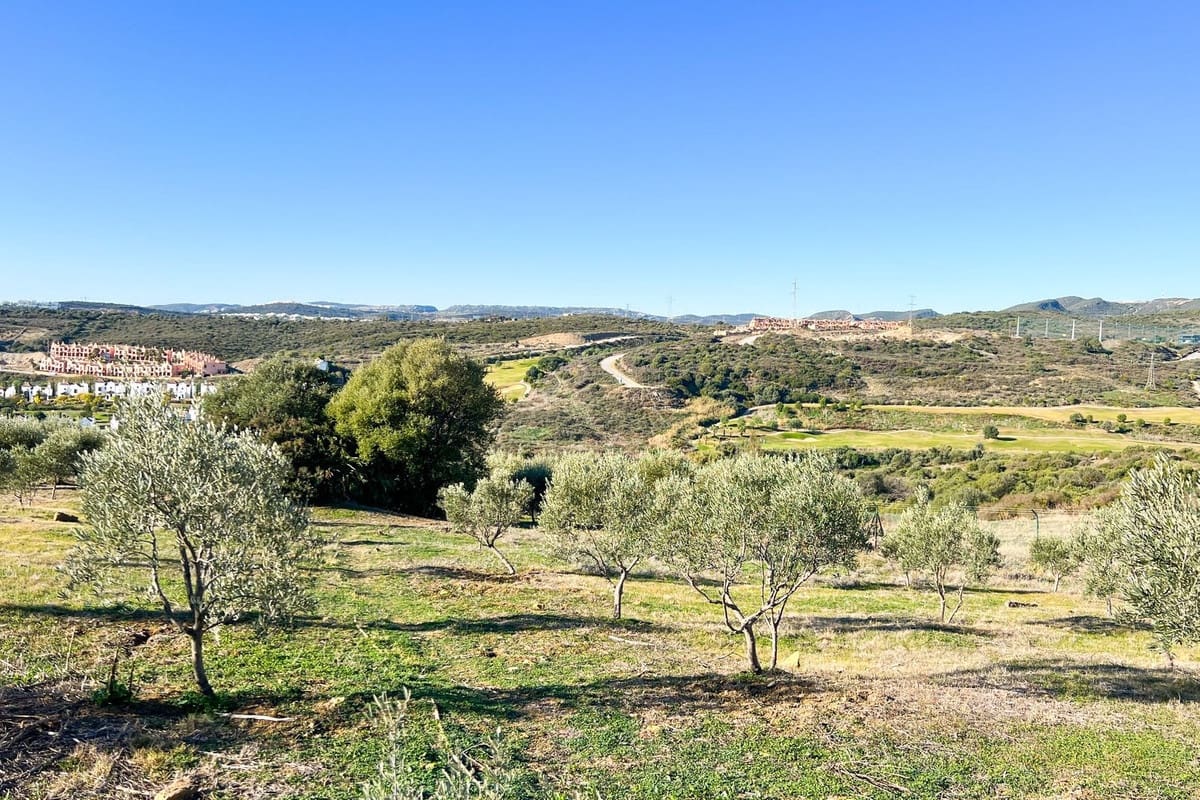 Chalet de 4 habitaciones en Estepona en venta - 1.800.000 € (Ref: 9077387)