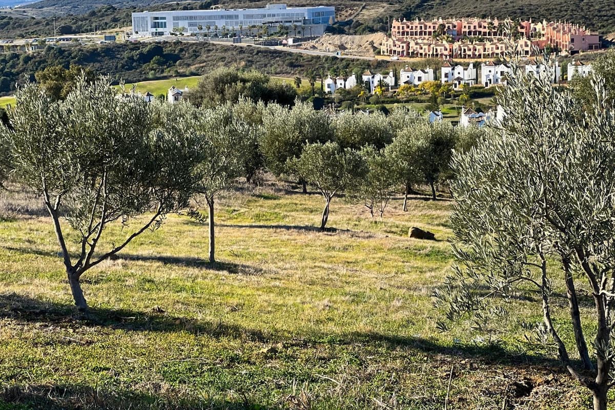 Chalet de 4 habitaciones en Estepona en venta - 1.800.000 € (Ref: 9077387)