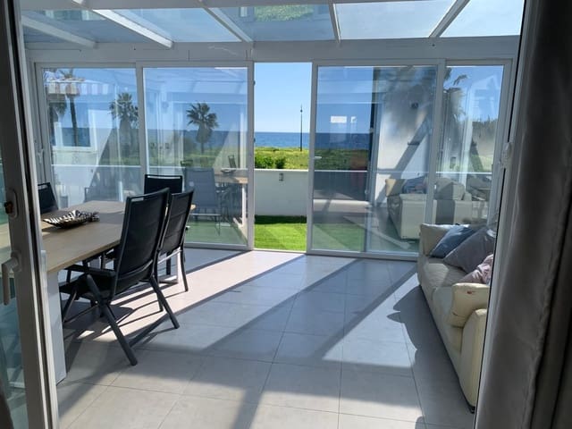 3 sovrum Villa till salu i Estepona med garage - 1 650 000 € (Ref: 9077388)