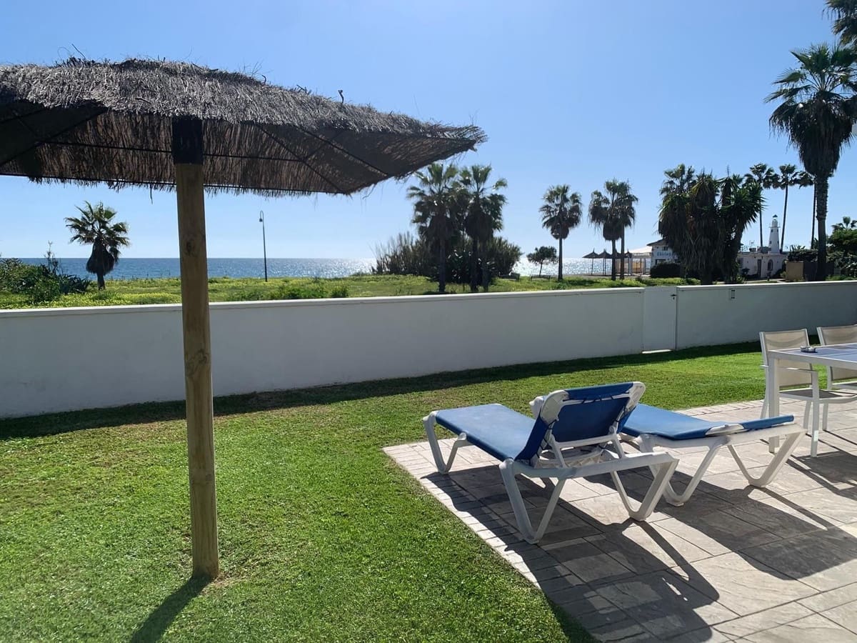 3 bedroom Villa for sale in Estepona with garage - € 1,650,000 (Ref: 9077388)