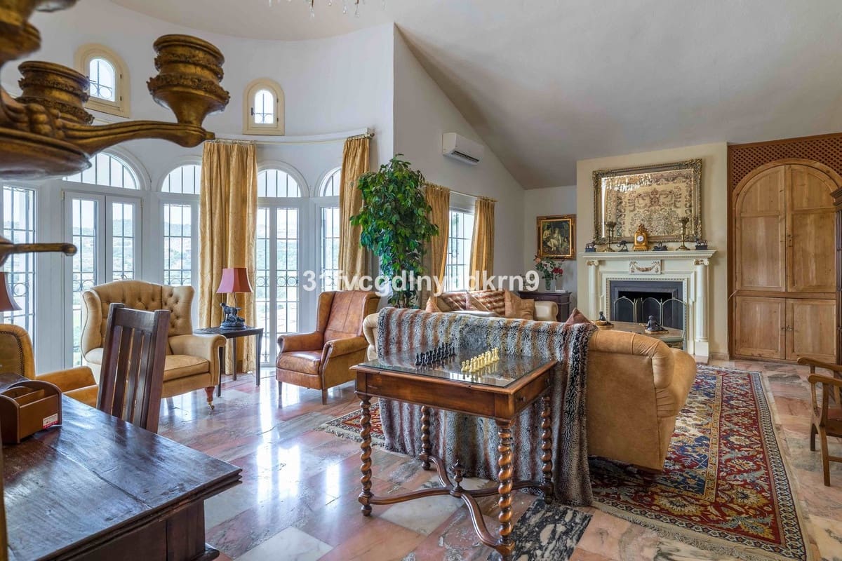 6 camera da letto Villa in vendita in Estepona - 1.600.000 € (Rif: 9077389)