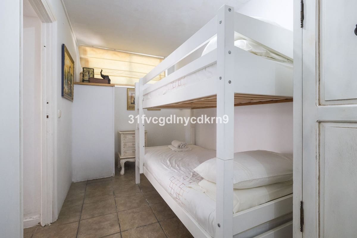 6 camera da letto Villa in vendita in Estepona - 1.600.000 € (Rif: 9077389)