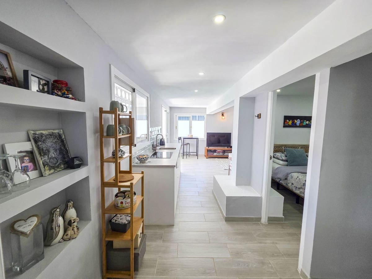Chalet de 4 habitaciones en Estepona en venta - 998.000 € (Ref: 9077394)