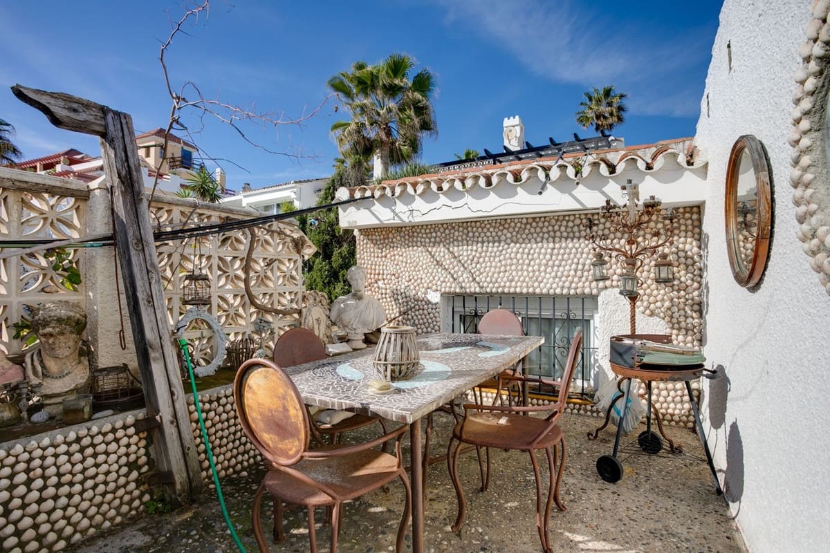 3 makuuhuone Huvila myytävänä paikassa Estepona - 945 000 € (Ref: 9077399)