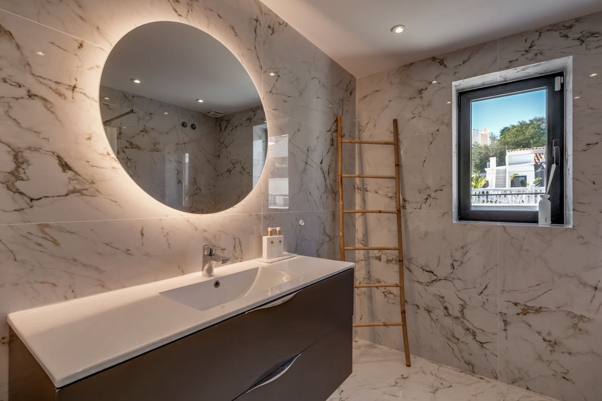 5 camera da letto Villa in vendita in Nueva Andalucia - 1.894.000 € (Rif: 9079697)