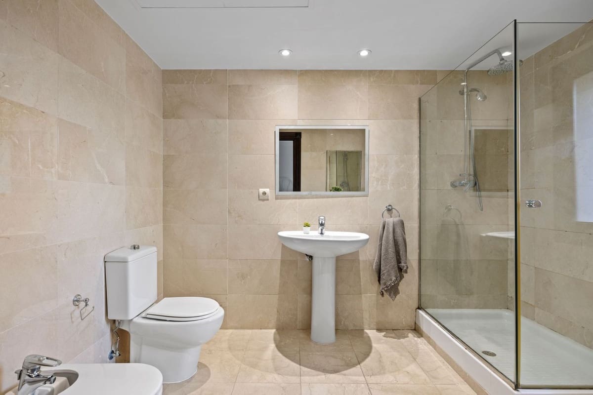 6 slaapkamer Villa te koop in Los Arqueros met garage - € 1.985.000 (Ref: 9079699)