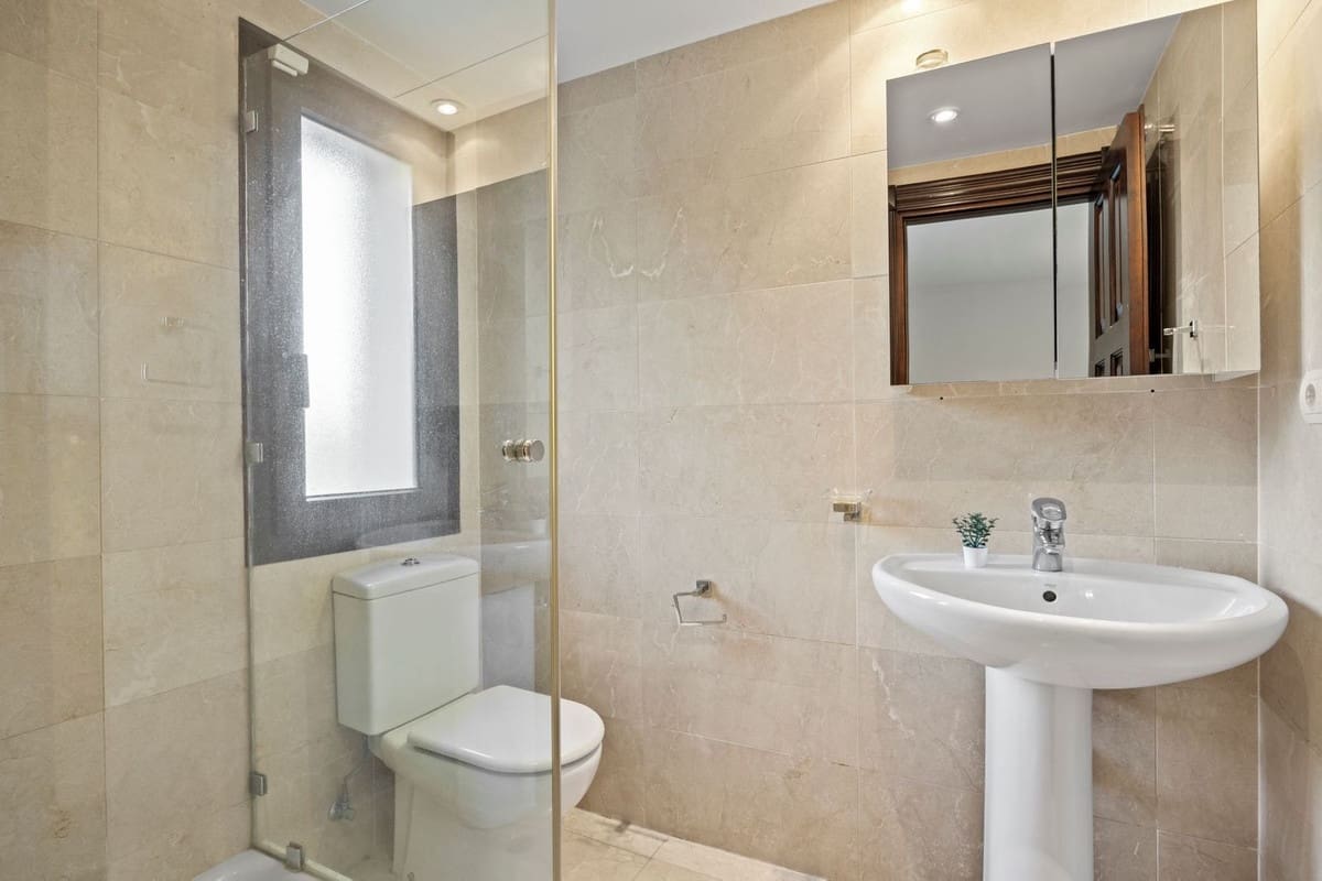 6 slaapkamer Villa te koop in Los Arqueros met garage - € 1.985.000 (Ref: 9079699)