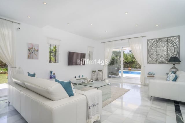 4 chambre Villa/Maison à vendre à Nueva Andalucia, Marbella - 1 935 000 € (Ref: 9079701)