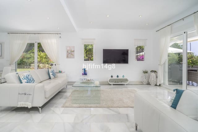 4 chambre Villa/Maison à vendre à Nueva Andalucia, Marbella - 1 935 000 € (Ref: 9079701)