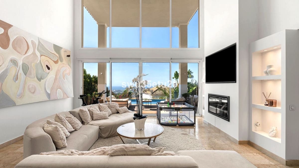 3 soverom Villa til salgs i Istan med garasje - € 1 350 000 (Ref: 9079702)