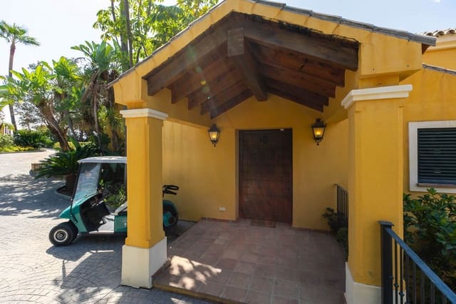 5 bedroom Villa for sale in Benahavís with garage - € 1,875,000 (Ref: 9079704)