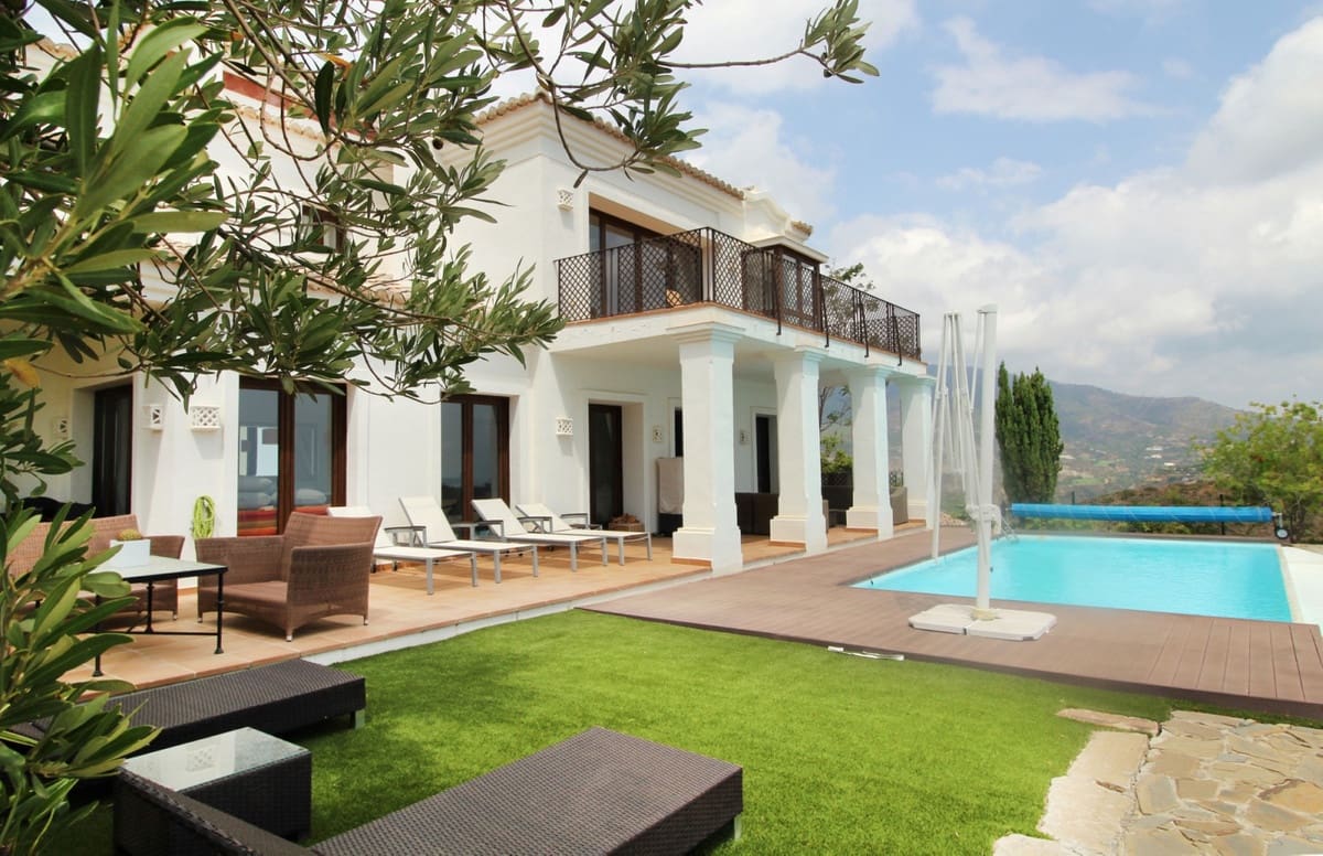5 sovrum Villa till salu i Benahavis - 1 795 000 € (Ref: 9079707)