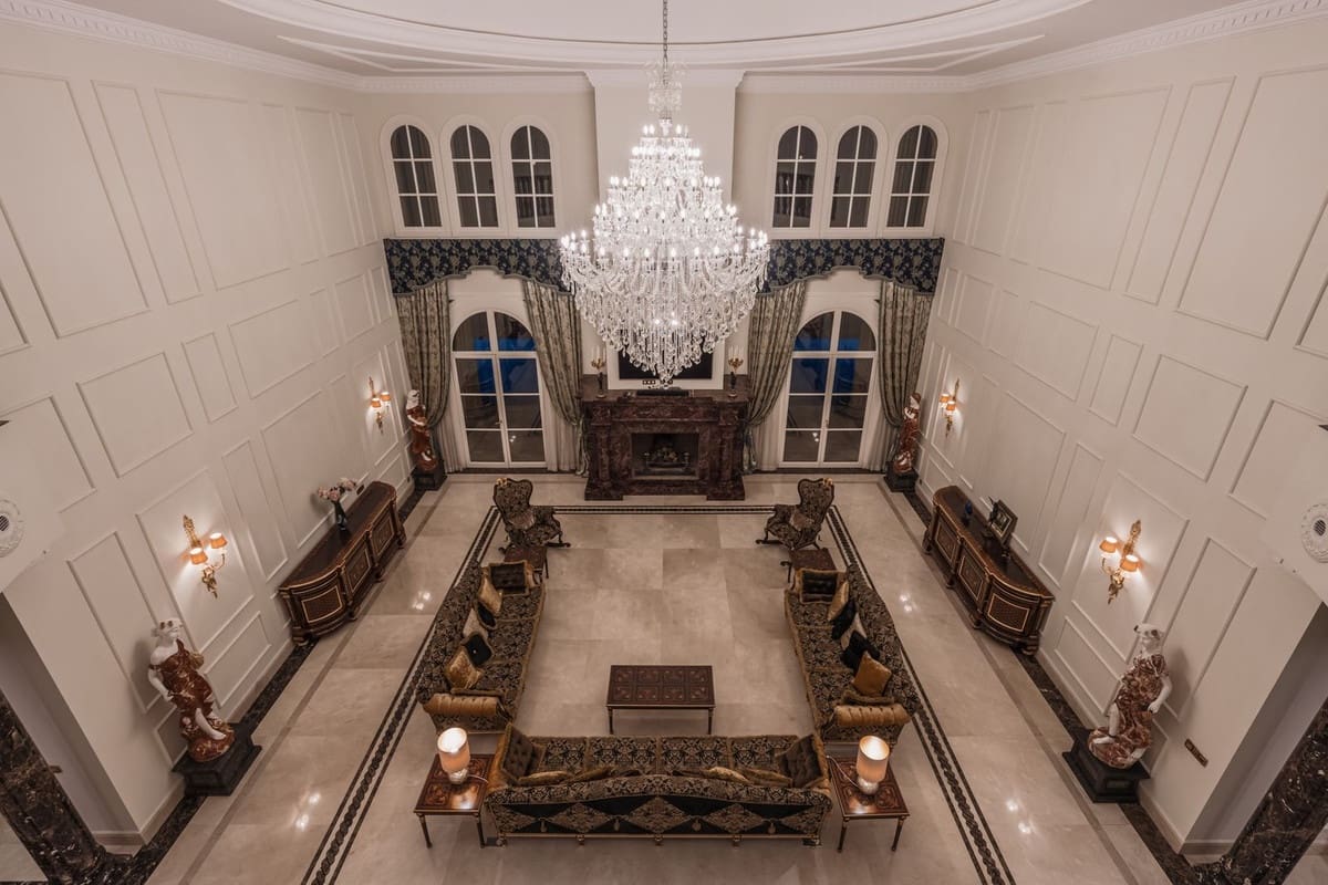 7 chambre Villa/Maison à vendre à Golden Mile avec garage - 13 000 000 € (Ref: 9080903)