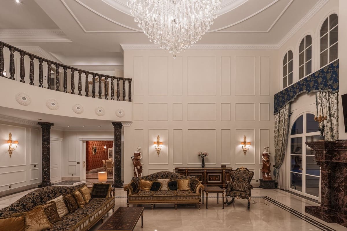 7 chambre Villa/Maison à vendre à Golden Mile avec garage - 13 000 000 € (Ref: 9080903)