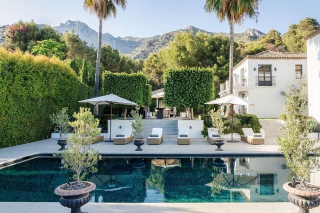 6 soveværelse Villa til salg i Sierra Blanca, Marbella med garage - € 12.000.000 (Ref: 9080904)