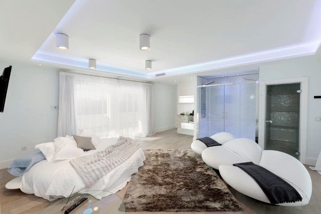 6 chambre Villa/Maison à vendre à Golden Mile avec garage - 3 950 000 € (Ref: 9080908)