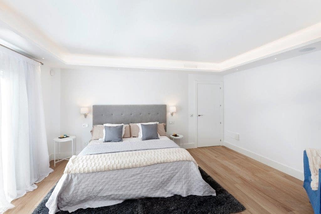 6 chambre Villa/Maison à vendre à Golden Mile avec garage - 3 950 000 € (Ref: 9080908)