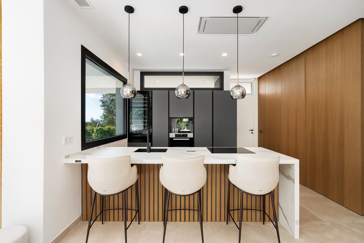 4 soveværelse Byhus til salg i Golden Mile - € 3.500.000 (Ref: 9080909)