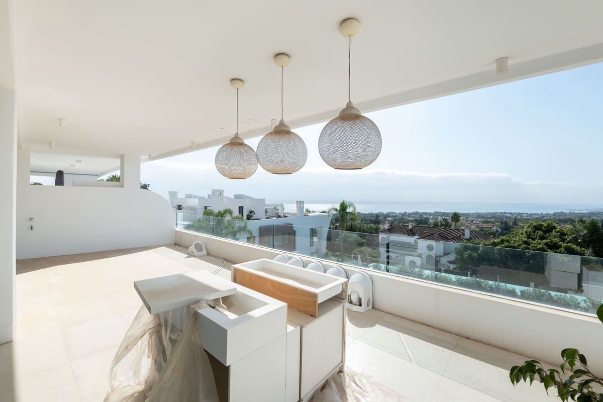 4 camera da letto Appartamento in vendita in Golden Mile con garage - 3.300.000 € (Rif: 9080911)