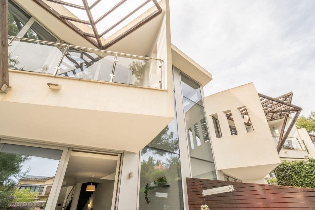 Casa de 3 habitaciones en Golden Mile en venta - 1.600.000 € (Ref: 9080913)